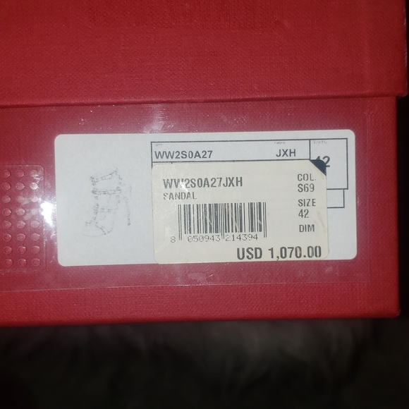 Valentino Garavani Rockstud Metallic Calfskin Leather Ankle Strap Sandal - Picture 9 of 10